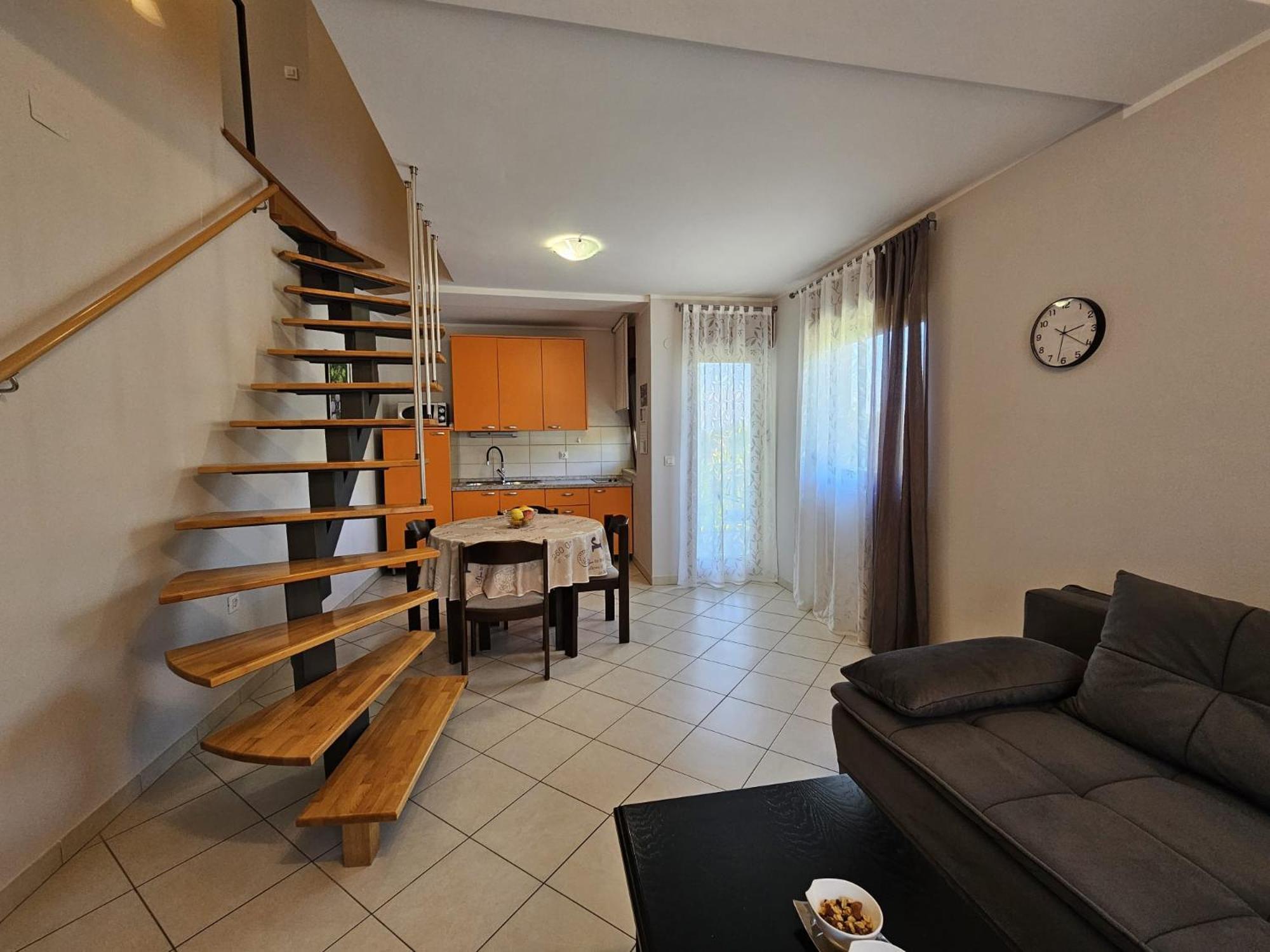 Apartments Andrea Malinska Exterior photo